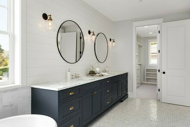 master bathroom in new home | McSwain Carpet & Floors